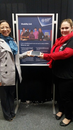 M5 electronic magnifier donated to NMMU