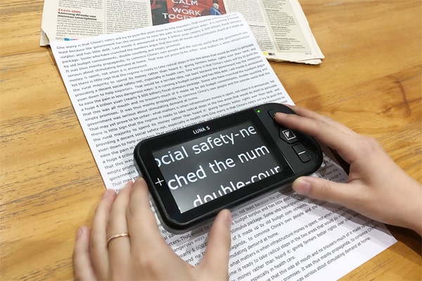 Luna S Electronic Video Magnifier For Low Vision - Reading Newspaper