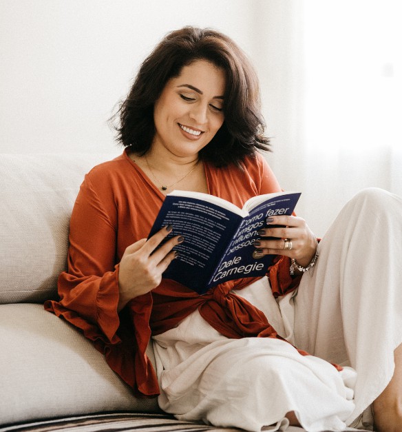 read books to relieve the stress of vision loss